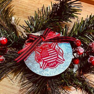 Hearthside Hero – Firefighter Christmas Ornament Gift